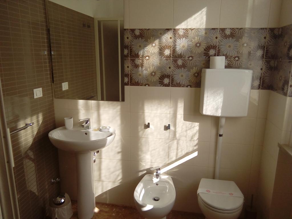 Gardenia Guest House Forlì Extérieur photo